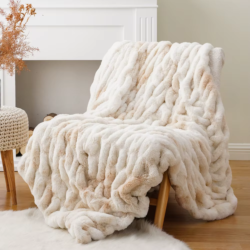 Snuggle Me Throw Blanket - HESTON MANOR