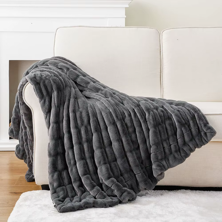 Snuggle Me Throw Blanket - HESTON MANOR
