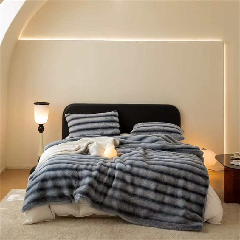 Soft Skin Throw Blanket - HESTON MANOR
