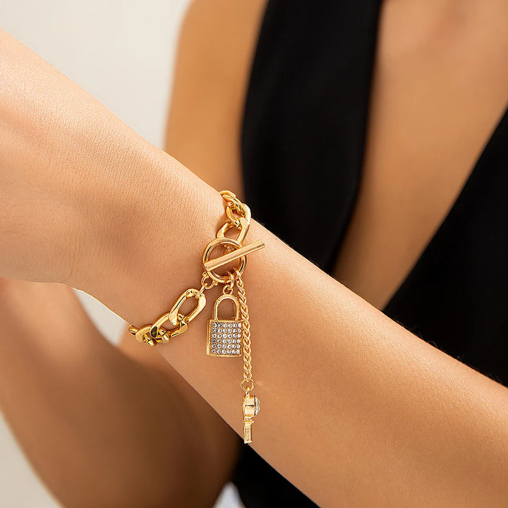 Lock & Key Bracelet - HESTON MANOR