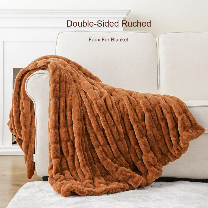 Snuggle Me Throw Blanket - HESTON MANOR