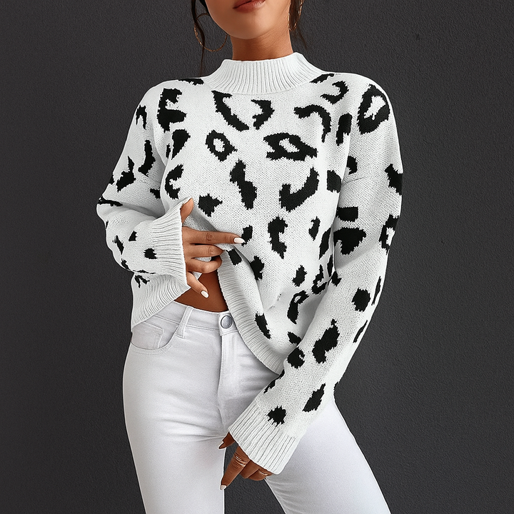 Women's Coral Leopard Print Crew Neck Sweater