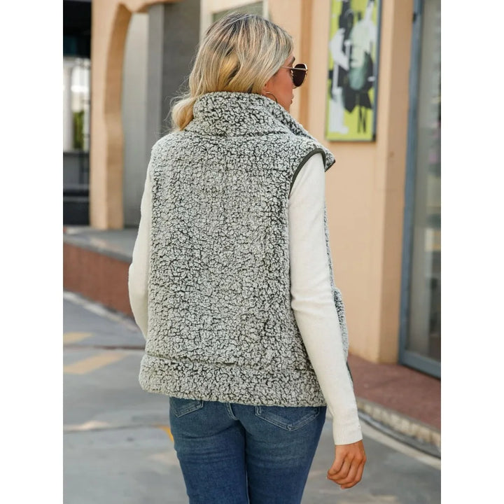 Ultra-Soft Zip-Up Vest - HESTON MANOR
