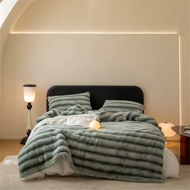 Soft Skin Throw Blanket - HESTON MANOR